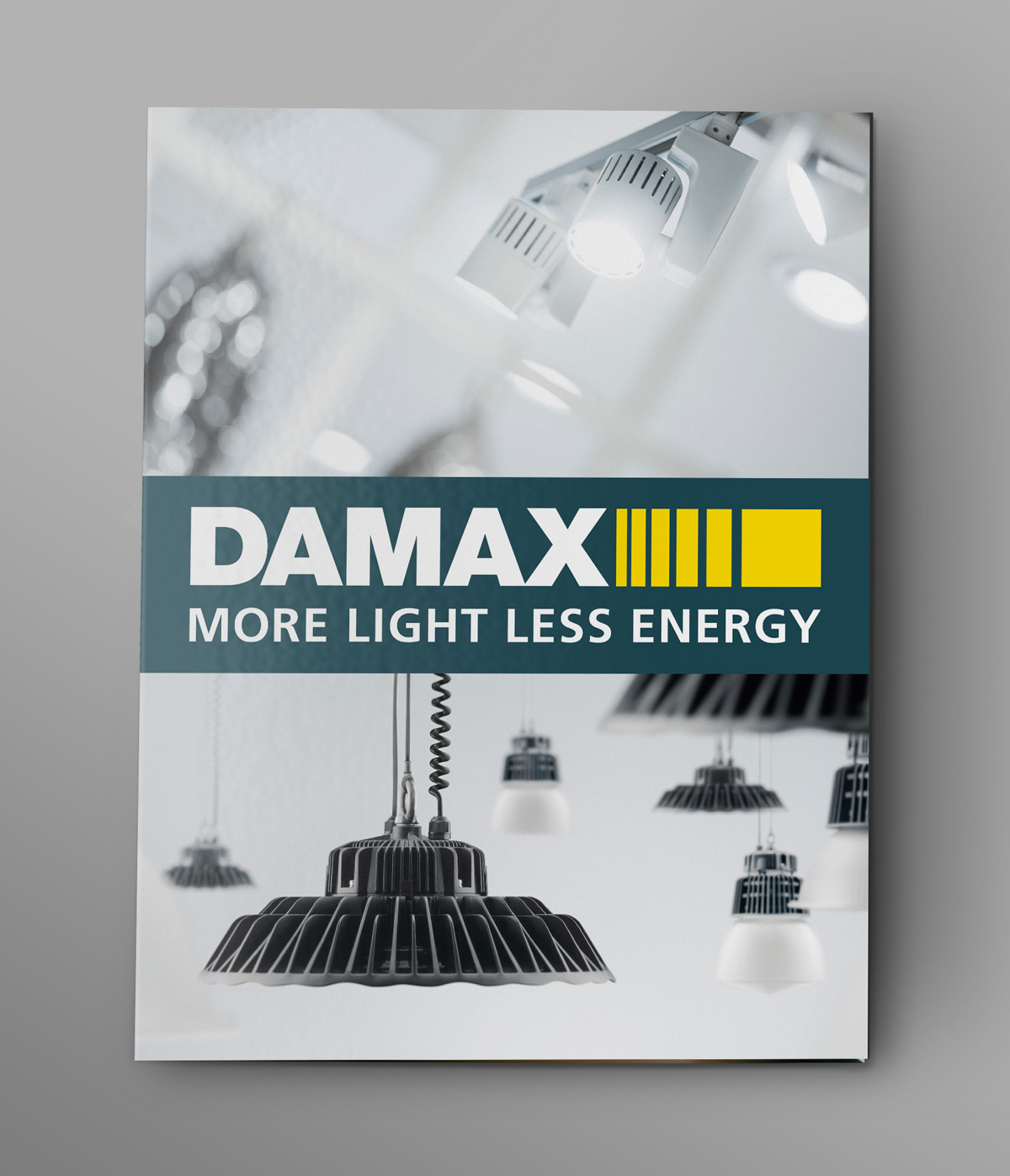damax_folder_mockup_front1